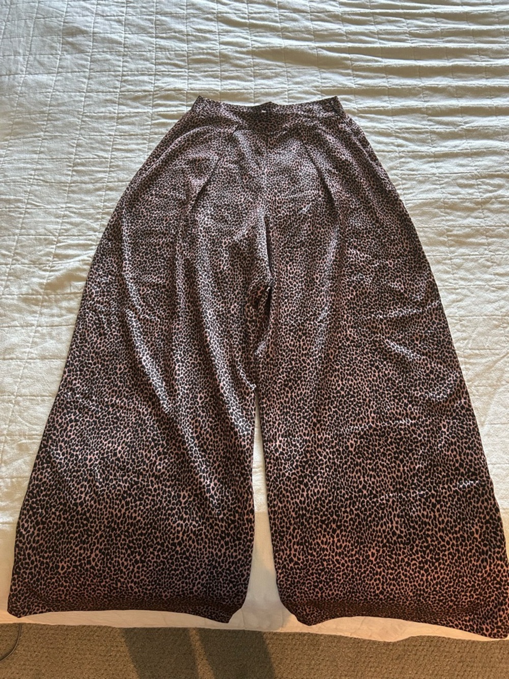 Jacalyn Bennett Wide-Leg Leopard Print Pants